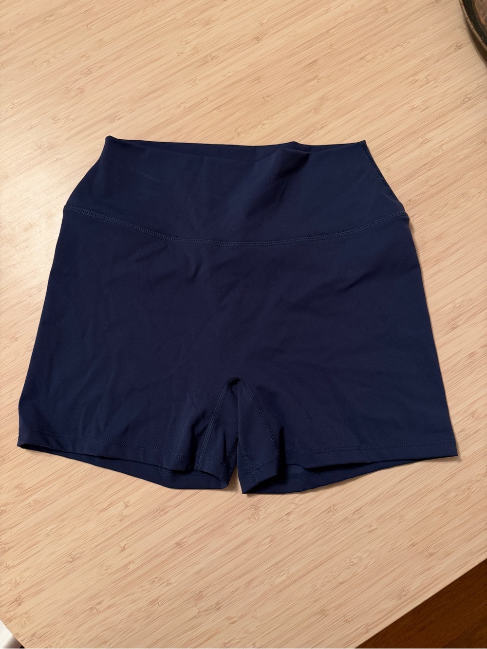 High-Waist Navy Biker Shorts with no front seam